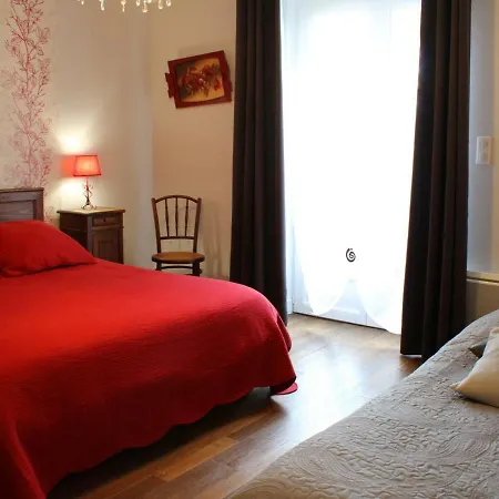 Grand Familial A La Campagne Avec Jardin Et Veranda, Pres De Vichy Et Moulins - Fr-1-489-256 Holiday home Cindre