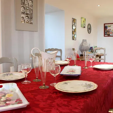 Champetre Familial Avec Jardin A - Fr-1-489-256 Cindre