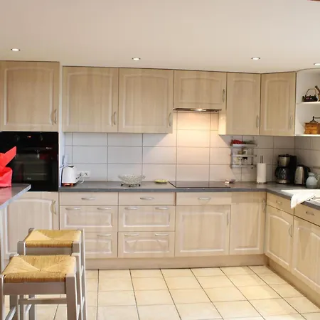 Champetre Familial Avec Jardin A - Fr-1-489-256 Cindre